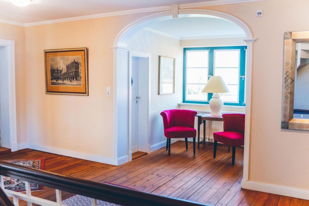 Gutshaus Neu Farpen Hotel Neuburg  ภายนอก รูปภาพ