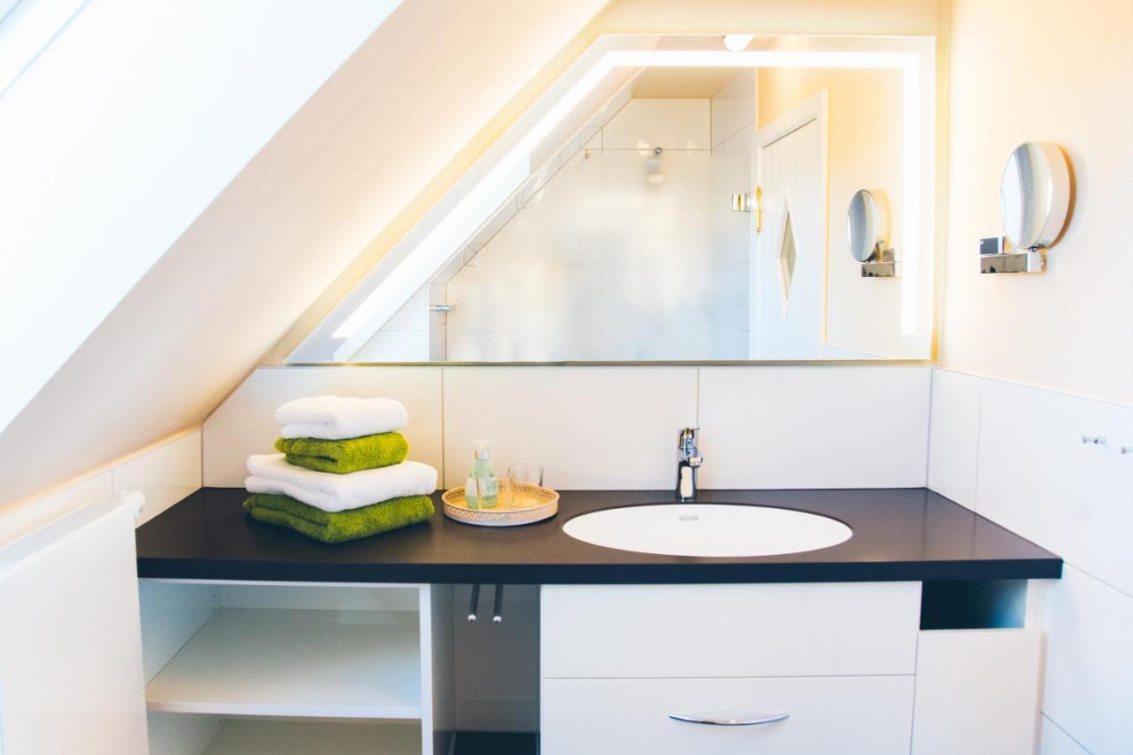 Gutshaus Neu Farpen Hotel Neuburg  ภายนอก รูปภาพ
